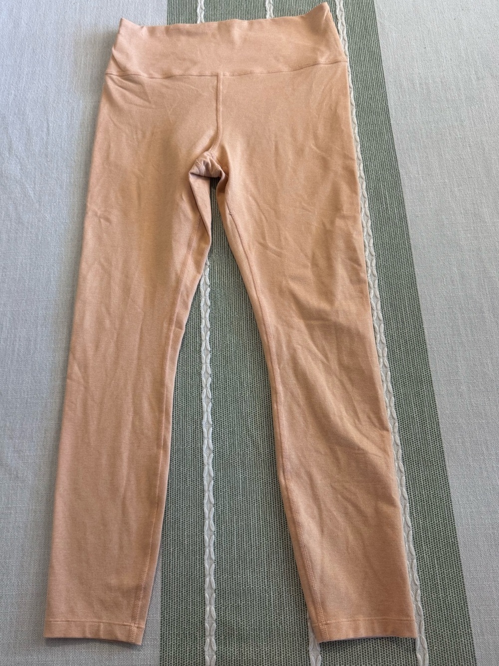 🧡🍊🍑 prAna creamsicle/peach/soft orange leggings/yoga pants, size medium 🍑🍊🧡